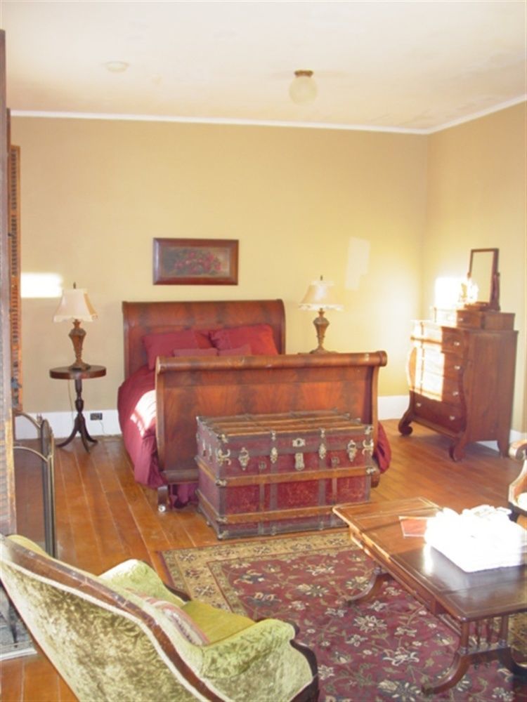 The Historic Hotel Leger Mokelumne Hill Rum bild